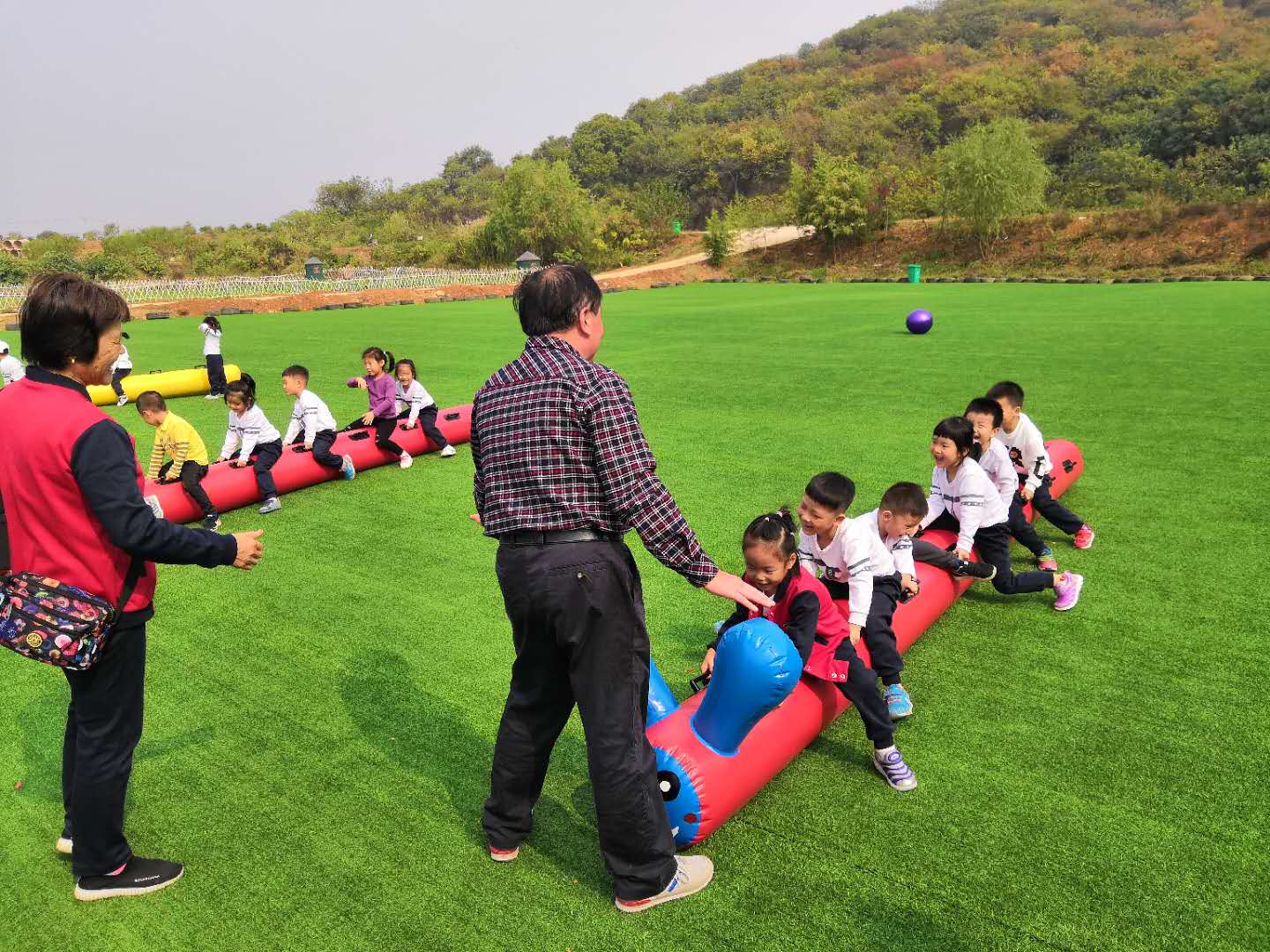 武汉学生出游武汉农家乐乐农湖畔生态园