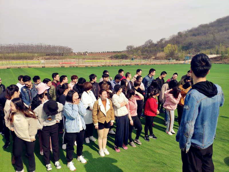 武汉乐农湖畔生态园员工拓展