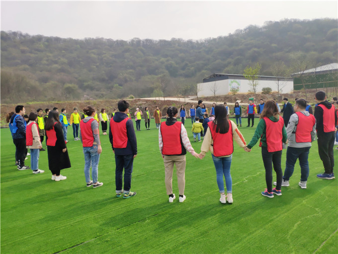 武汉员工拓展热身活动