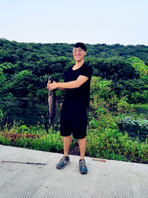 武汉乐农湖畔生态园钓鱼