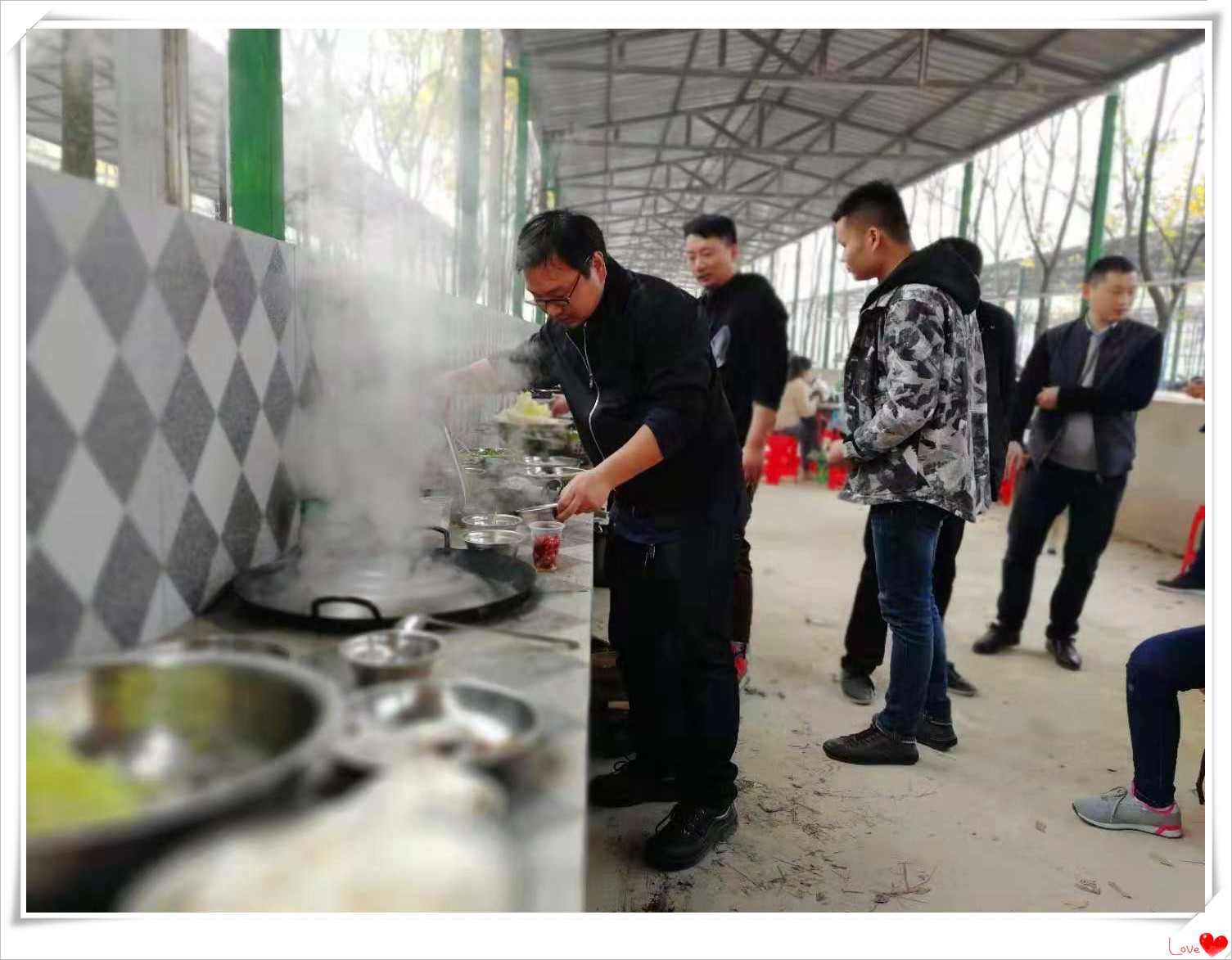 武汉公司出游厨艺大比拼野炊做饭